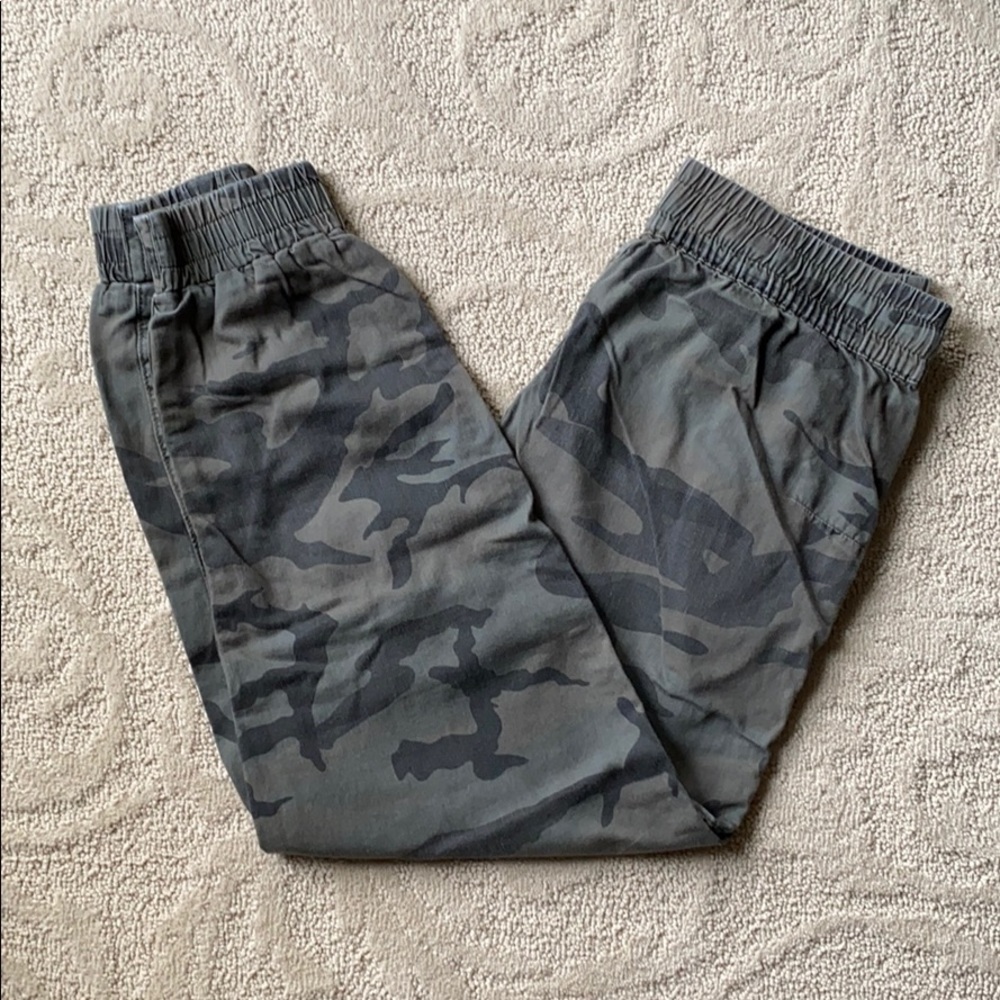 Tna | Alix Camo Pant in Argentique